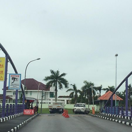 Golden Swan Sibu Homestay Экстерьер фото