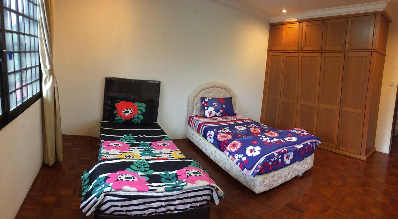 Golden Swan Sibu Homestay Экстерьер фото